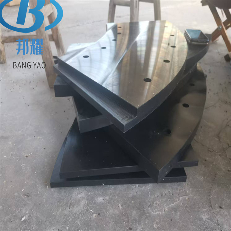黑色高分子聚乙烯板加工 PE滑塊 超高分子聚乙烯板材 緩沖加工件 高分子高韌性耐磨異形件